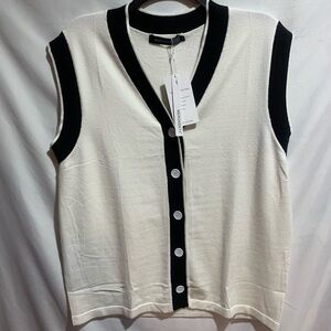 White and Black Sleeveless Cardigan